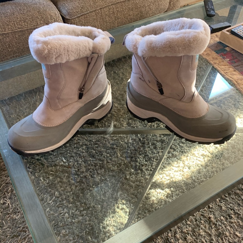NorthFace snow boots.